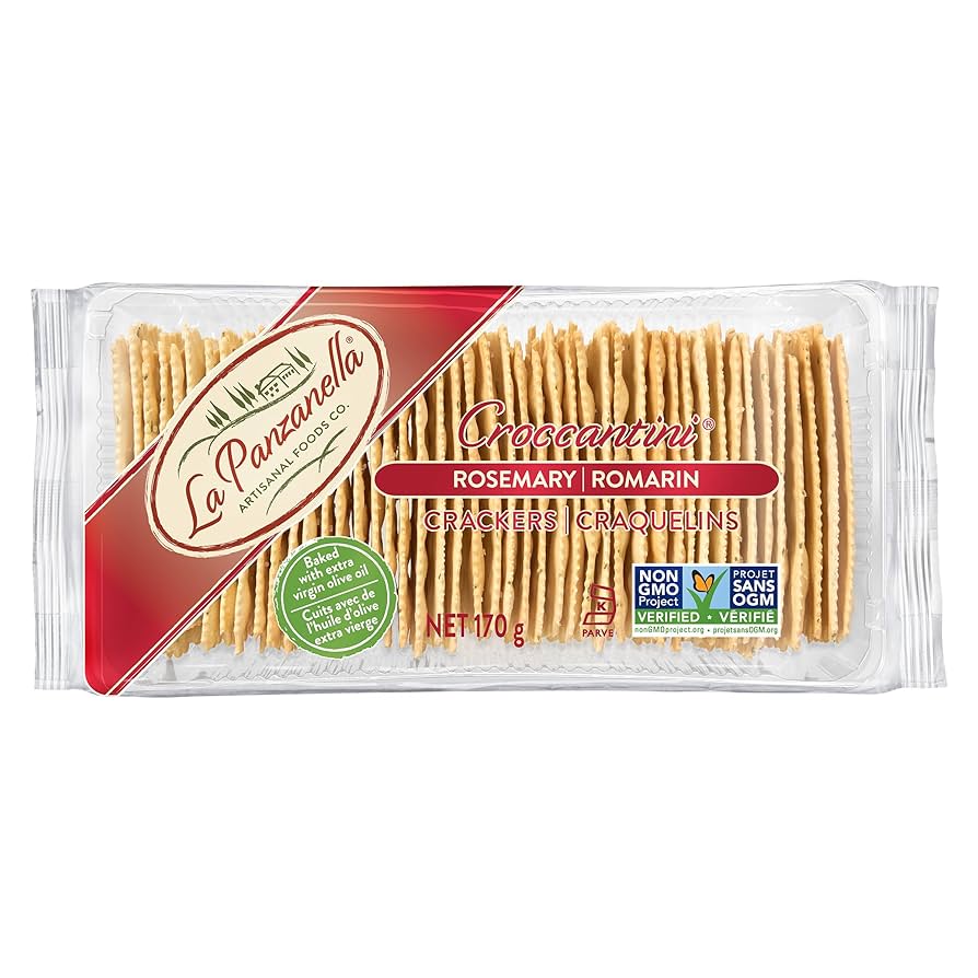 Packaged crackers with La Panzanella branding on a white background