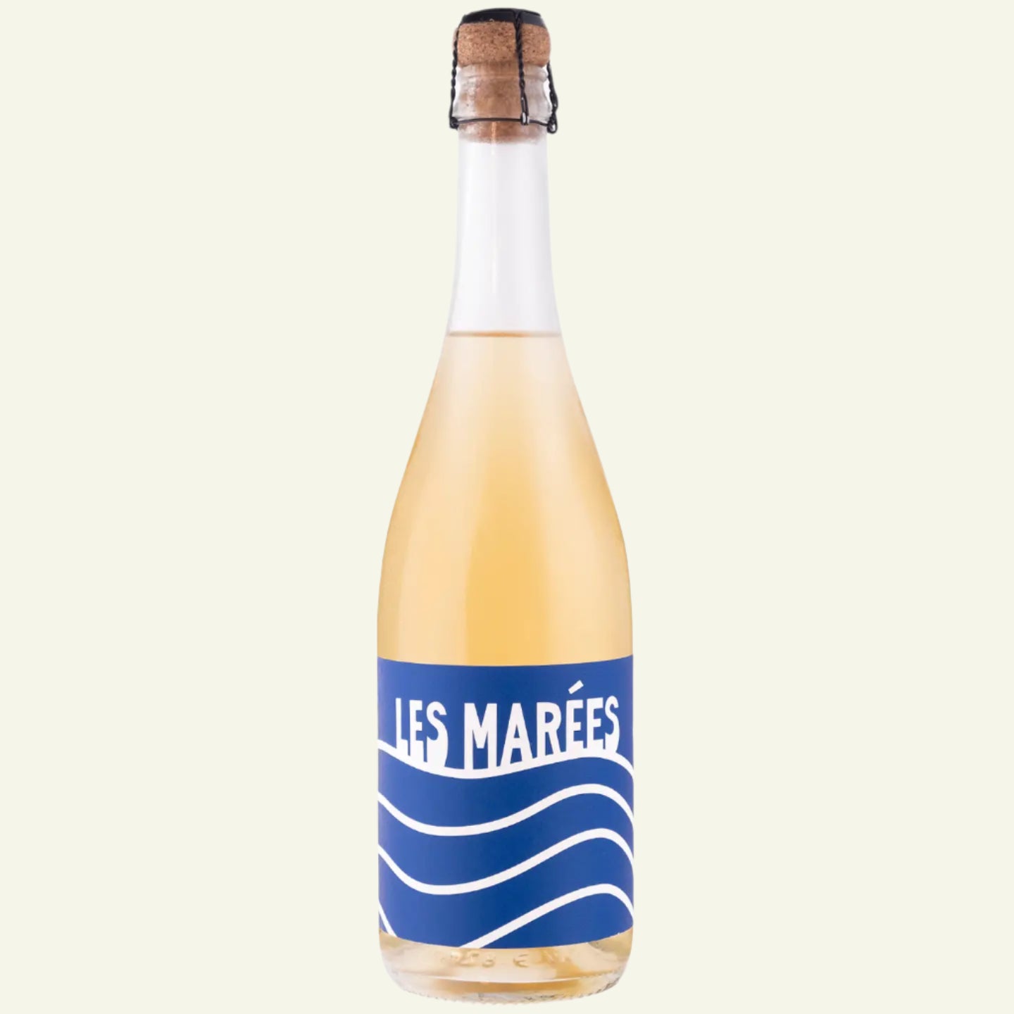 Bottle of 'Les Marées' with a blue label on a white background